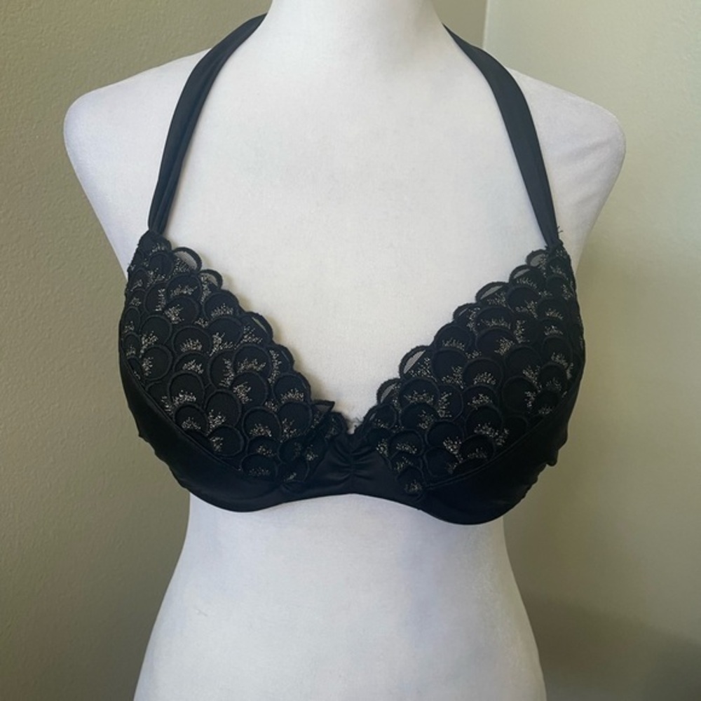 Beach Bunny black lace push up bra Size M